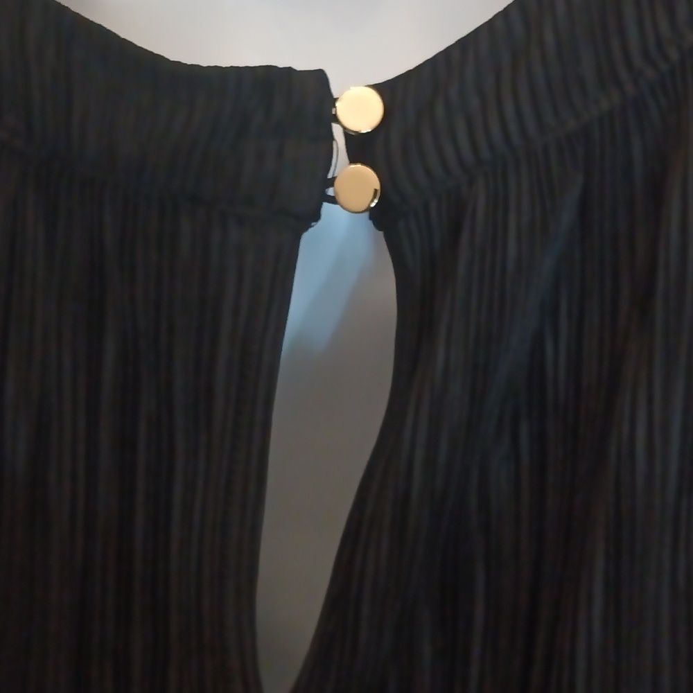 NWT🎁FREE GIFT INCLUDED Raffle Double-Layer Gold Crystal Chain Necklace Blouse - Picture 16 of 17